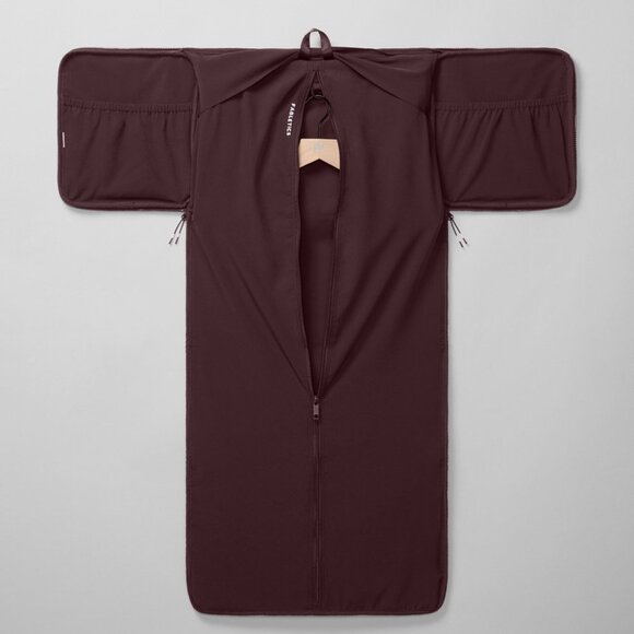 Fabletics Convertible Travel Bag Oxblood Purple Foldable Garment Duffle NWT - Picture 3 of 6